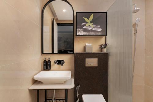 Ένα μπάνιο στο Smart Stays by Country Inn, Tapovan, Rishikesh