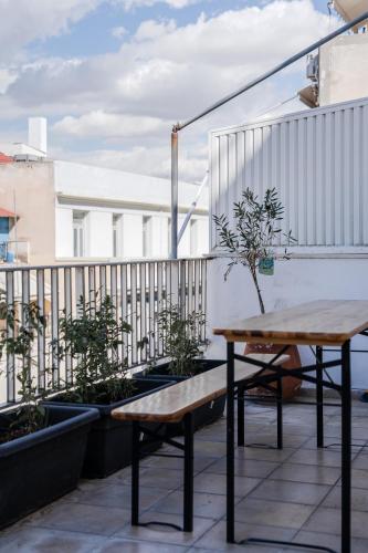 Piraeus PortView Aptにあるバルコニーまたはテラス