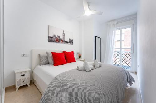 MalagaSuite Cozy 2 Bed Near Center