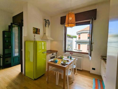 Charming studio apartment with balcony - Porta Romana