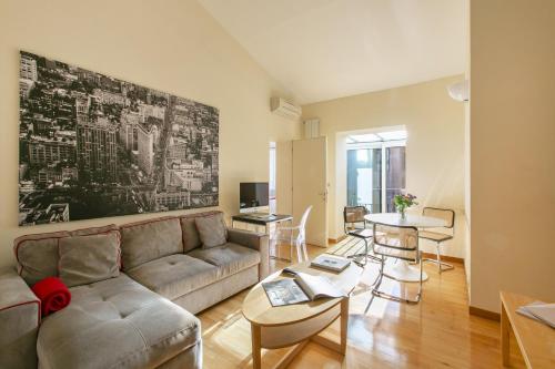 Rome Central Suite via Vittoria