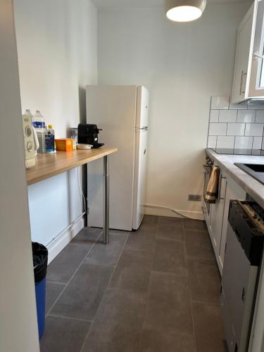 Kuhinja ili čajna kuhinja u objektu Mb property
