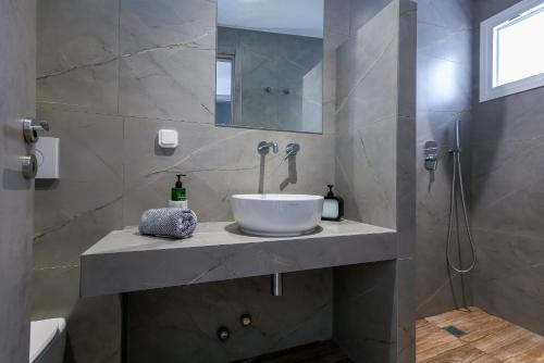 Koupelna v ubytování Madaky Hotel