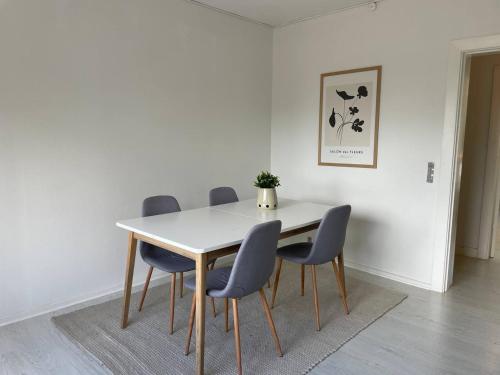 Χώρος καθιστικού στο Expat Stay Stylish Long Term Flat