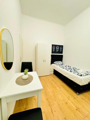 Gallery image of Comfy 5BR shared Apartment Near Kaufpark Alterlaa in Vienna