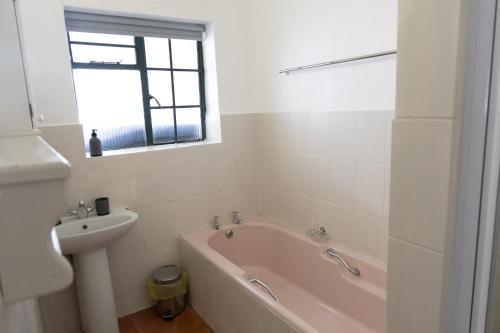 Gallery image of Koo Karoo Guest Lodge and Self Catering in Montagu
