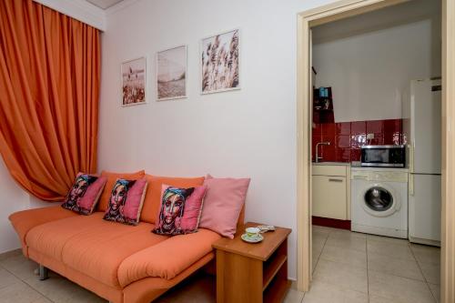 Yvonne Central 2 BR Apartment
