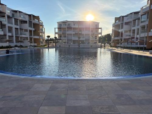 Bazén v ubytování Stylish Apartment in Cabo - Pool View & Strandnähe nebo v jeho okolí