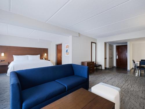 Posezení v ubytování Holiday Inn Express & Suites Augusta West - Ft Gordon Area by IHG