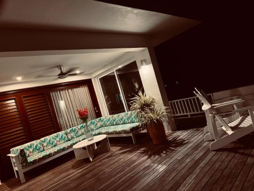 Un lugar para sentarse en Boca Gentil Bayside 10
