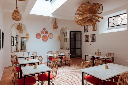 Restoran atau tempat makan lain di Riad El Jadide