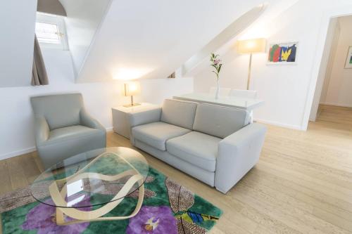 Area soggiorno di Swiss Luxury Apartments Geneva