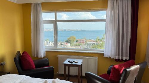 Cosmopolitan Park Hotel