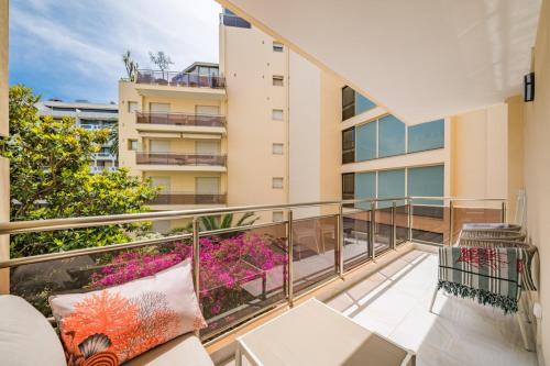 Upscale apartment next to La Croisette