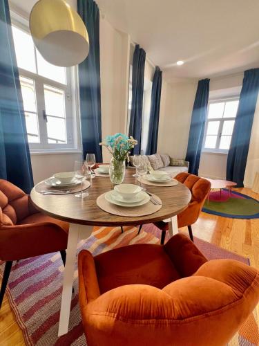 Luxurious Art Design - Graça
