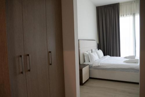 Cama o camas de una habitación en Luxury Villas with Beach Access by VB Homes