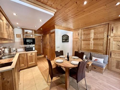 Studio Cabine 4 Pers Méribel Près Remontées, Parking