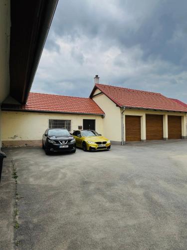 Photo de la galerie de l'établissement Apartmány Naxarův dvůr, à Horažďovice