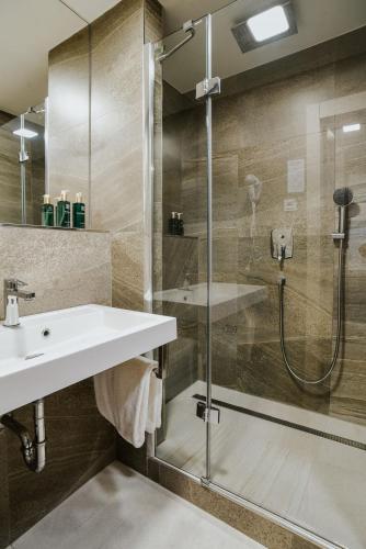 Koupelna v ubytování OREA Hotel Pyramida Praha