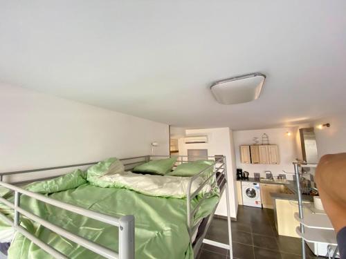 Bel Appartement Avec Parking à 2 pas et Climatisation