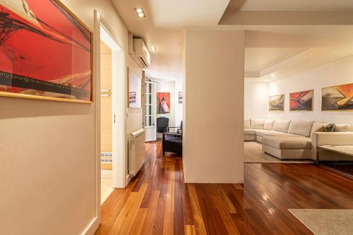 Chiado Deluxe Terrace 3 BR Apartment, 1D