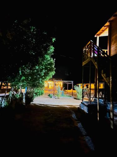 Zahrada ubytování Qamar Sinai