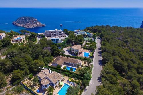Villa Enzo by Villa Plus