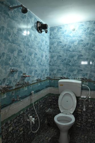 Ένα μπάνιο στο Muktadhara Eco Homestay