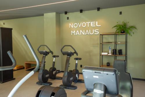 Fitness centrum a/nebo fitness zařízení v ubytování Novotel Manaus