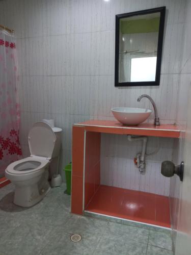 Ένα μπάνιο στο Apartamento Familiar Torices