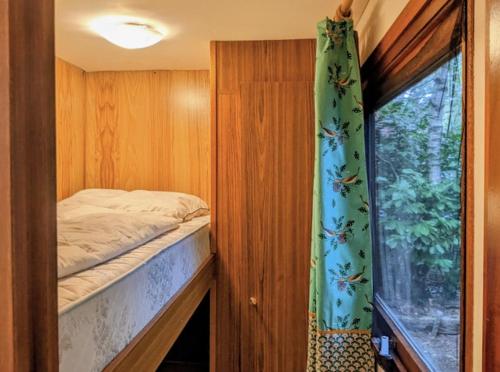 Ένα ή περισσότερα κρεβάτια σε δωμάτιο στο Chaletpark Kempenbos - 123