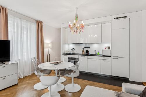 Central Top Location AC Free Parking