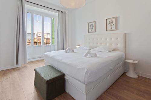 Le Prado - City centre - Spacious - AC