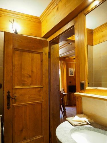 Courmayeur Cozy Nest photo 3