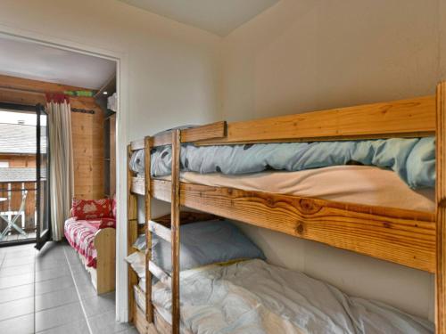Studio cosy centre-village avec balcon, parking, cuisine équipée