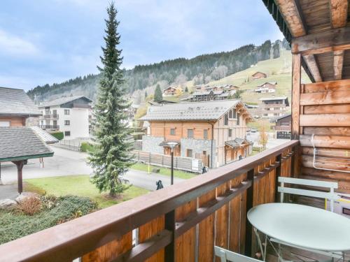 Studio cosy centre-village avec balcon, parking, cuisine équipée