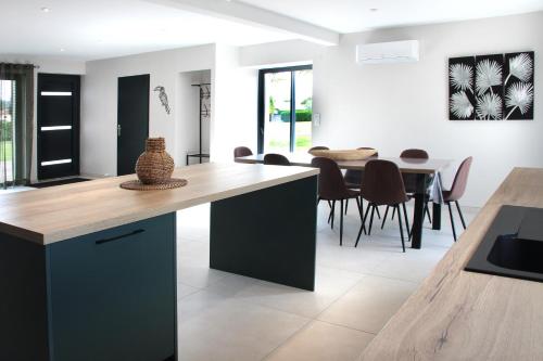 Dapur atau dapur kecil di Domaine des Marronniers