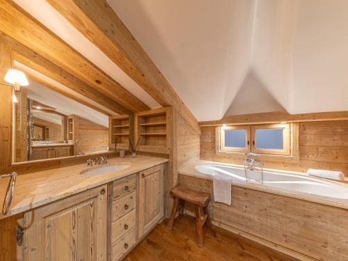 Duplex élégant, 8 pers., cheminée, Val-d'Isère, parking, WiFi