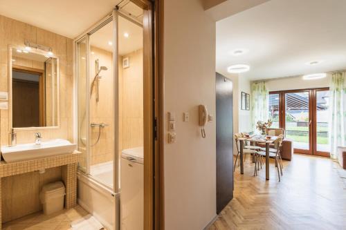 Un baño de Apartament Regle & SPA
