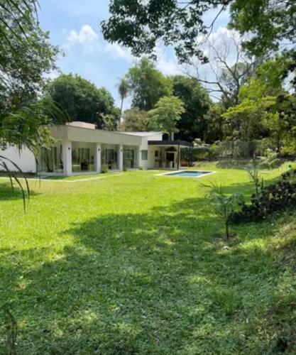 Spacious house, space, comfort and pet friendly