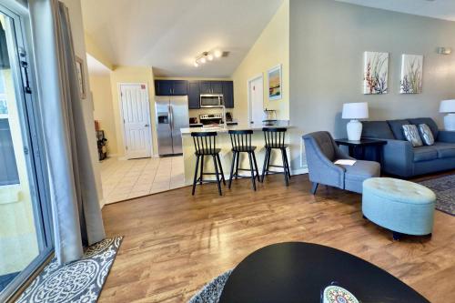 733 Reserve at Town Center photo 18