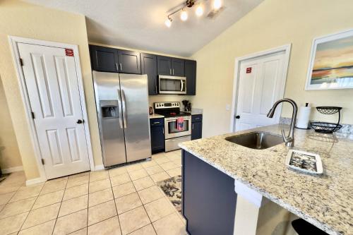 733 Reserve at Town Center photo 19
