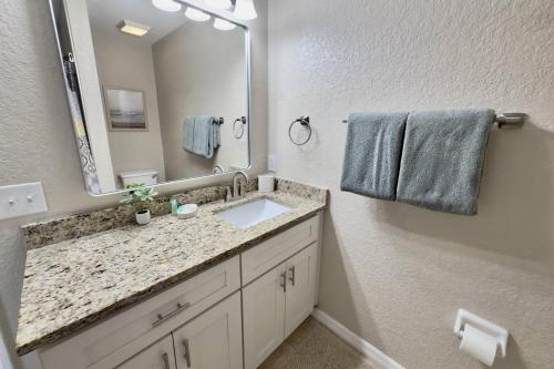733 Reserve at Town Center photo 25