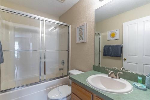 733 Reserve at Town Center photo 33