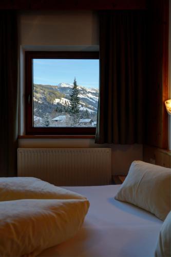 Aparthotel Irisにあるベッド