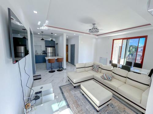 Excellence at Lawrence Palms Apartment
