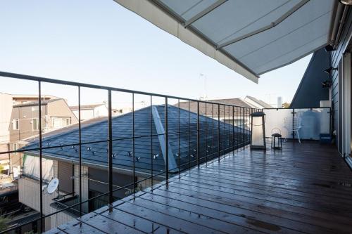 Μπαλκόνι ή βεράντα στο Shimokitazawa large Studio for family