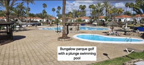 Bungalow Golf Splash Park