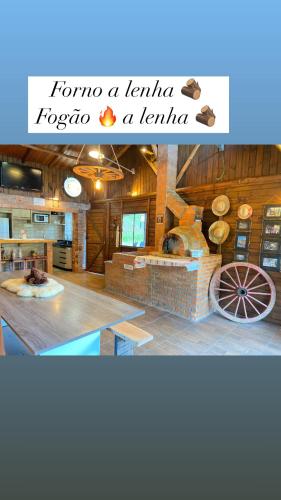 Πισίνα στο ή κοντά στο Chalé Cabana Sítio na Serra para amigos e familiares com Piscina