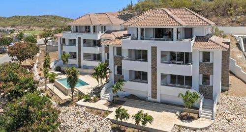 Penthouse Blue View - Aquamarine 10